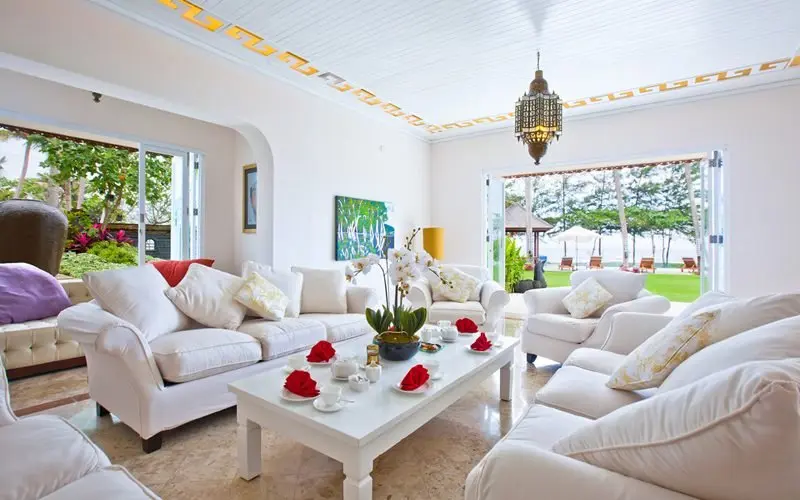 Stunning plantation style 6 bedrooms beachfront villa