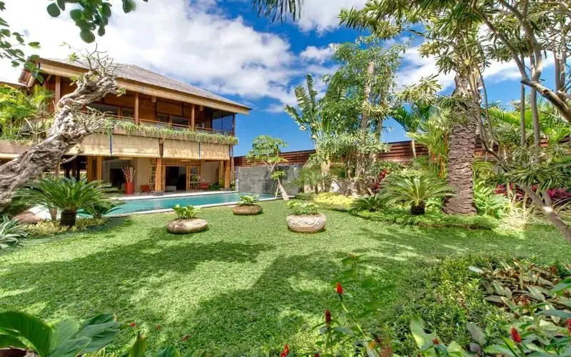 Garden 03   Bedroom Villa With A Spectacular Oasis of Elegance and Tranquility in Seminyak